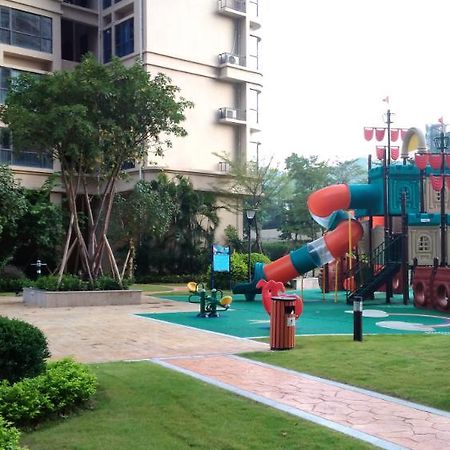 Country Garden Silver Beach Apartment碧桂园十里银滩公寓 Hujtung Kültér fotó